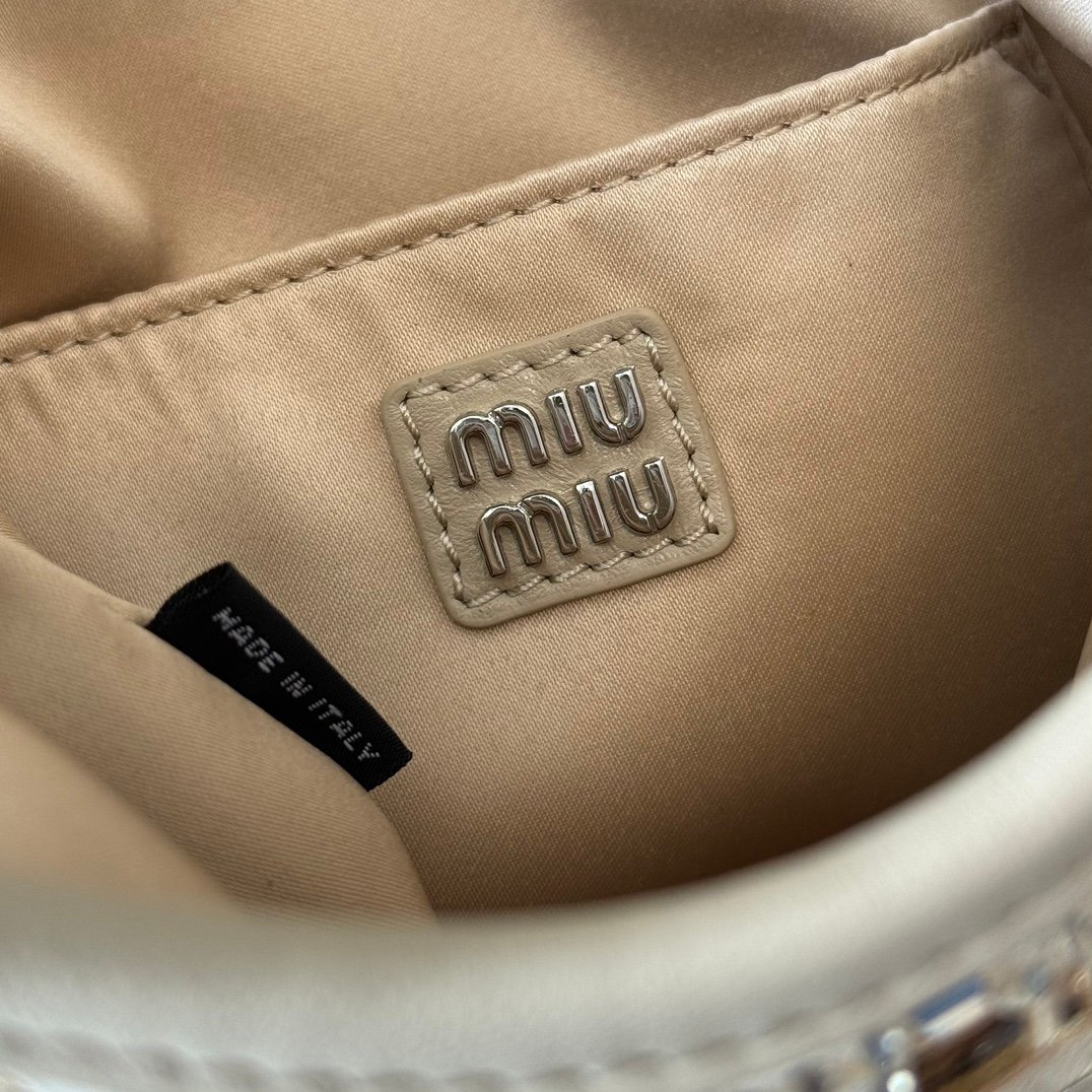 Product view 8