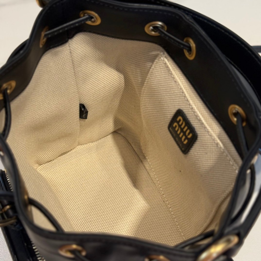 Product view 8